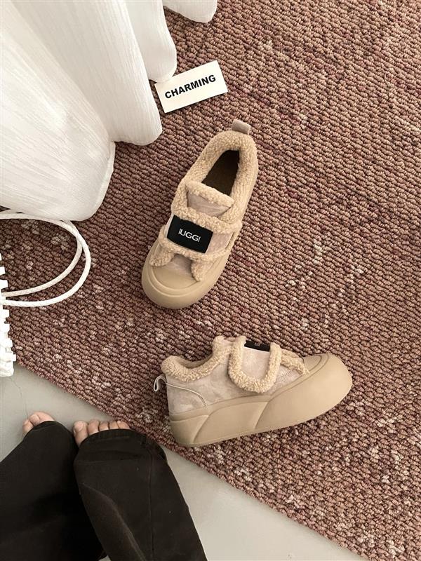 2025126111811140 270